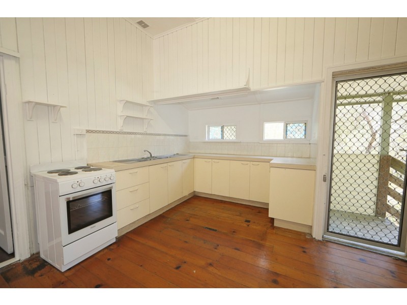 18 Madelyn Close, Moore Park Beach QLD 4670