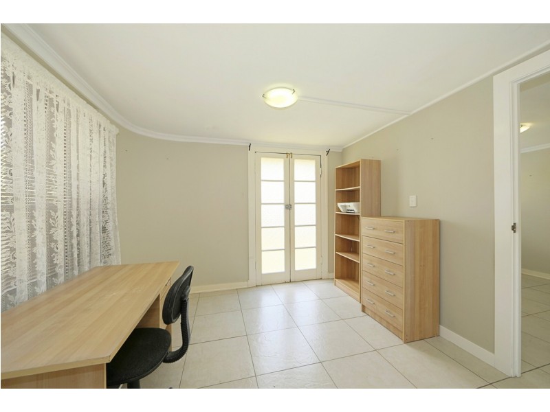 64 Lamb Street, Walkervale QLD 4670