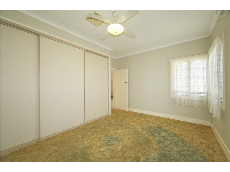 64 Lamb Street, Walkervale QLD 4670