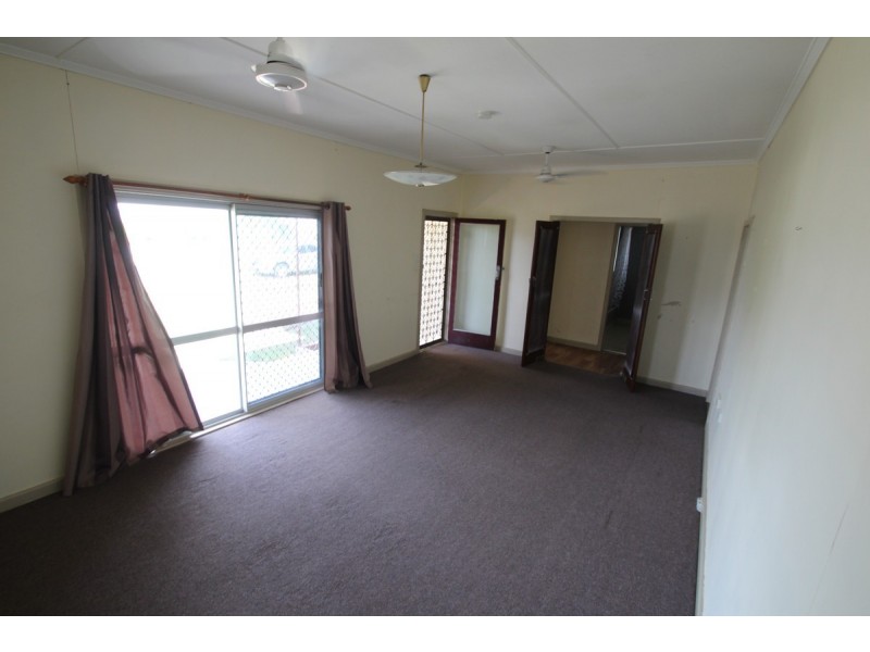 6 Auer Street, Kepnock QLD 4670