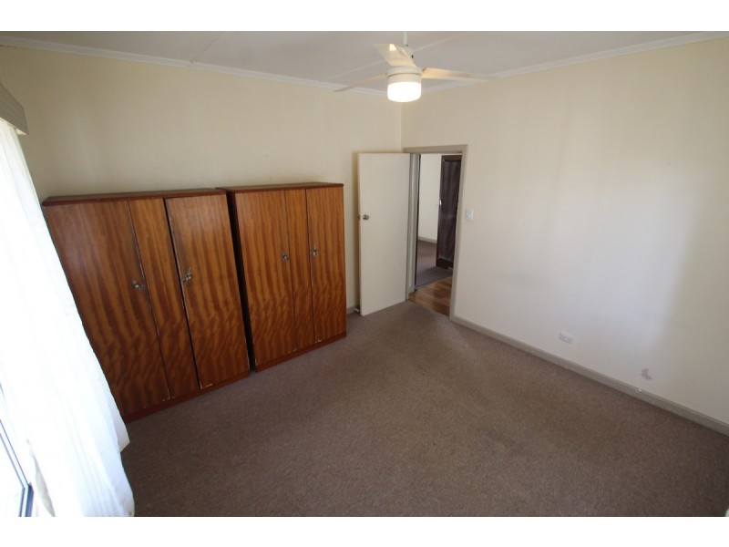 6 Auer Street, Kepnock QLD 4670
