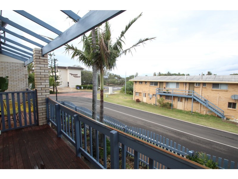 3/3 Miller Street, Bargara QLD 4670