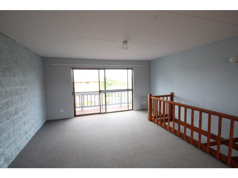 3/3 Miller Street, Bargara QLD 4670