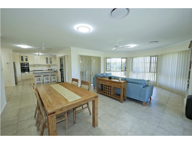 11 Francis Place, Innes Park QLD 4670