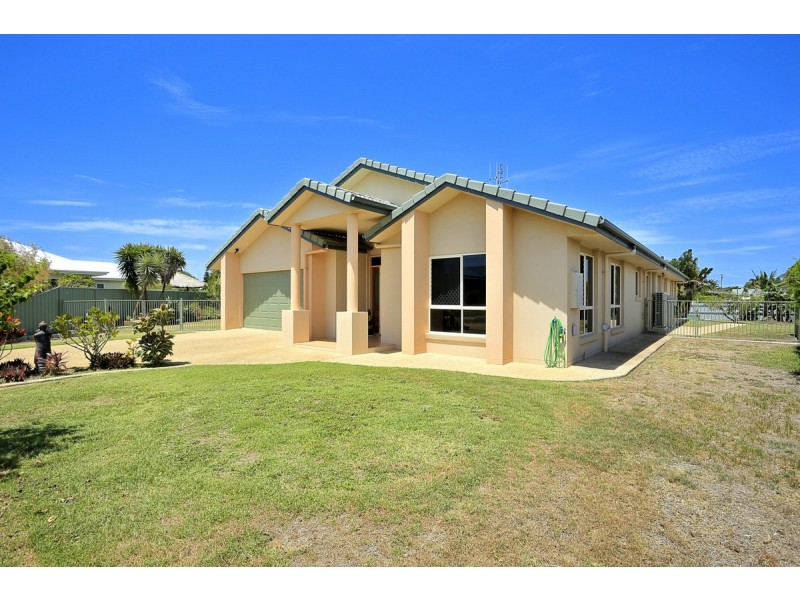 11 Francis Place, Innes Park QLD 4670