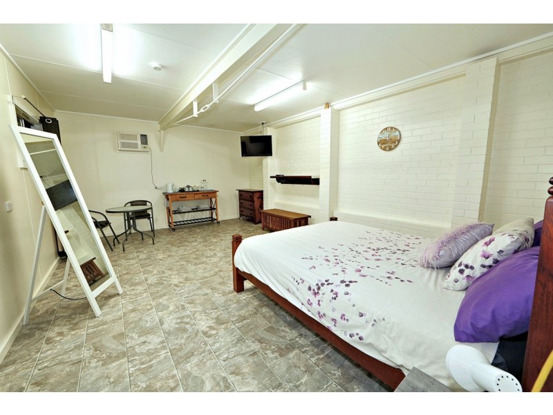 42a McNeilly Street, Svensson Heights QLD 4670