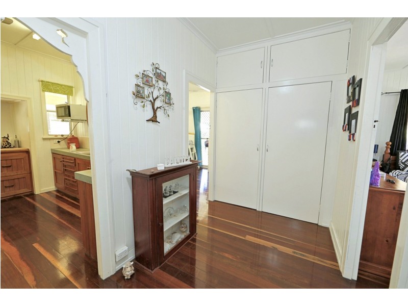 25 Vasey Street, Avenell Heights QLD 4670