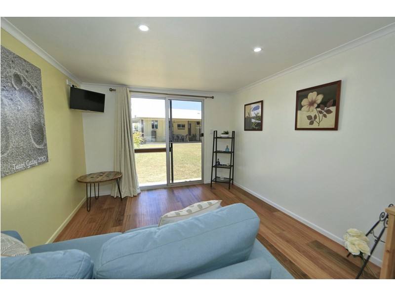 25 Vasey Street, Avenell Heights QLD 4670