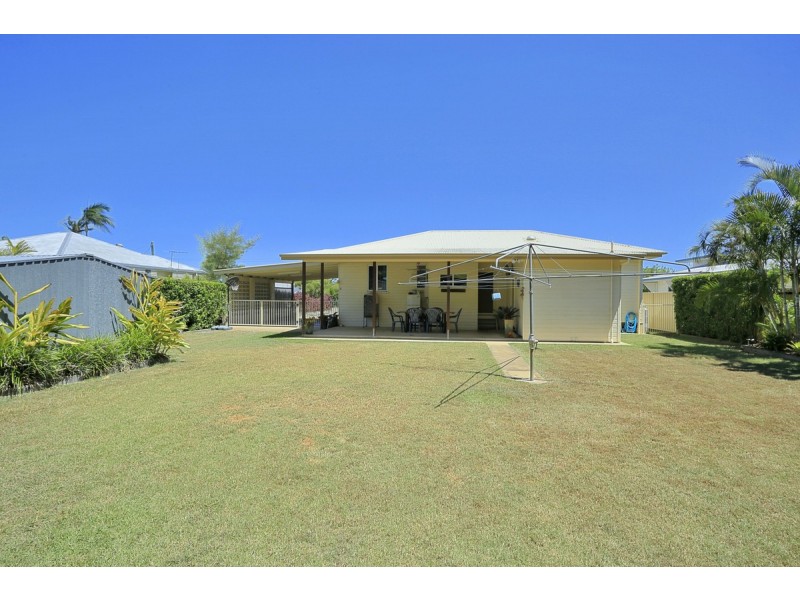 25 Vasey Street, Avenell Heights QLD 4670