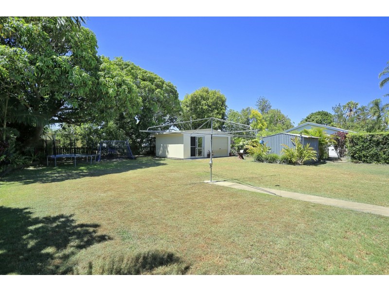 25 Vasey Street, Avenell Heights QLD 4670