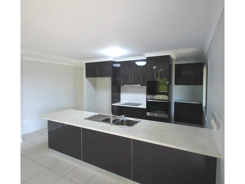 6 Yates Court, Kepnock QLD 4670