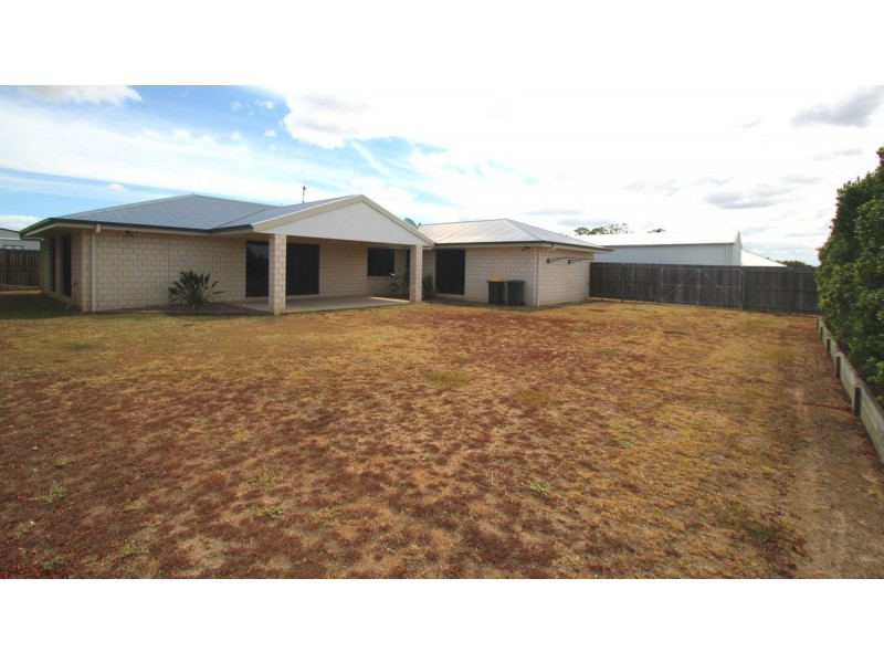 6 Yates Court, Kepnock QLD 4670