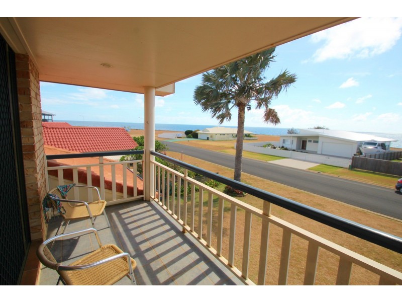 11 Sea Esplanade, Elliott Heads QLD 4670
