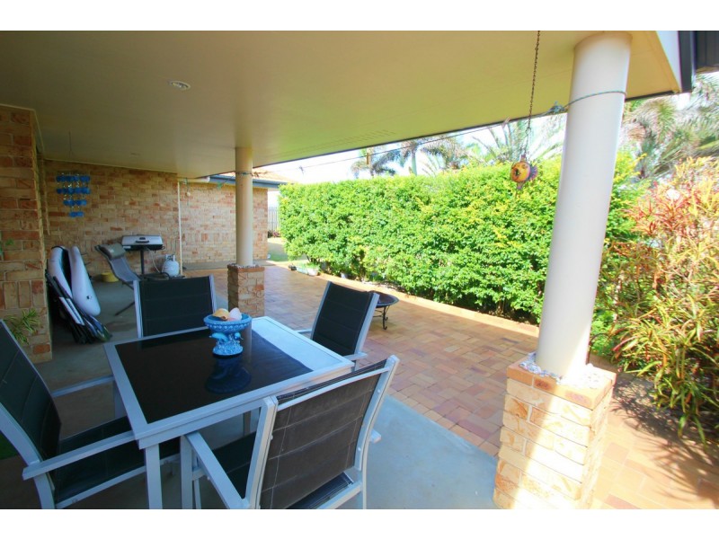 11 Sea Esplanade, Elliott Heads QLD 4670