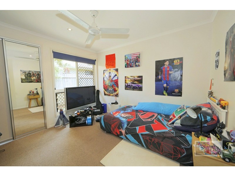 14 McCallum Close, Coral Cove QLD 4670