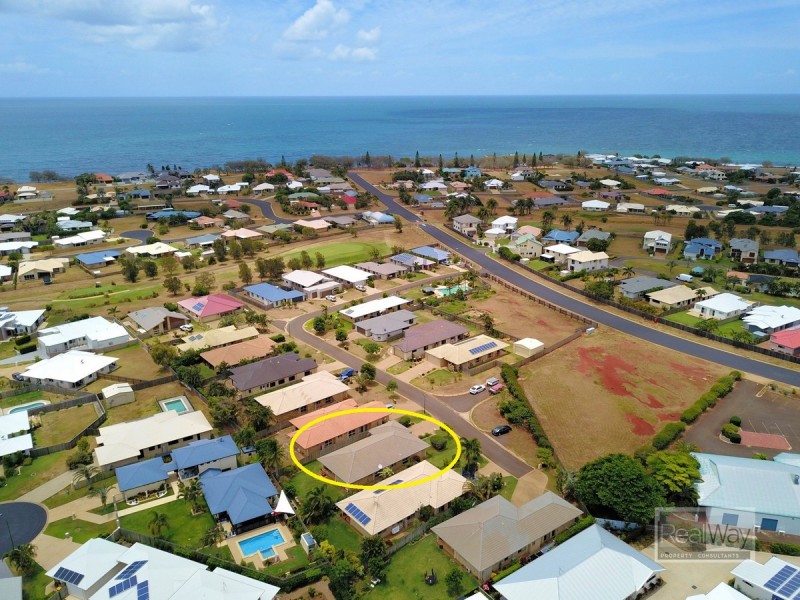 14 McCallum Close, Coral Cove QLD 4670