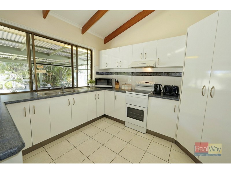25 Erindale Avenue, Kensington QLD 4670