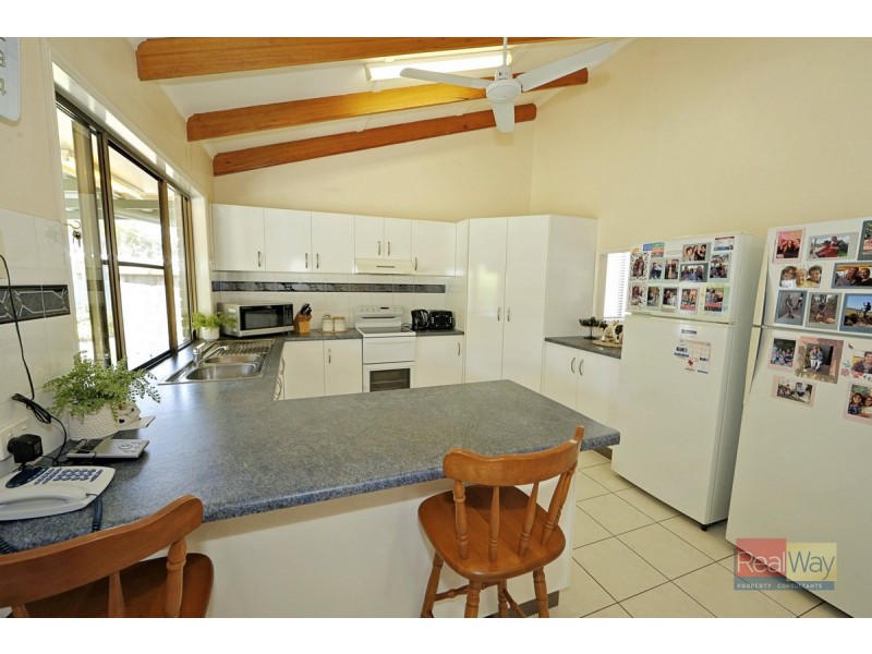 25 Erindale Avenue, Kensington QLD 4670