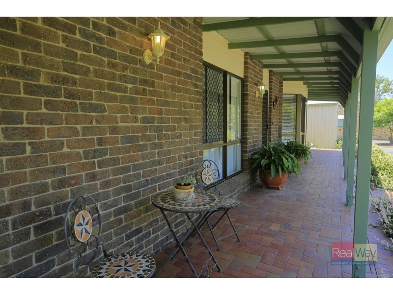 25 Erindale Avenue, Kensington QLD 4670