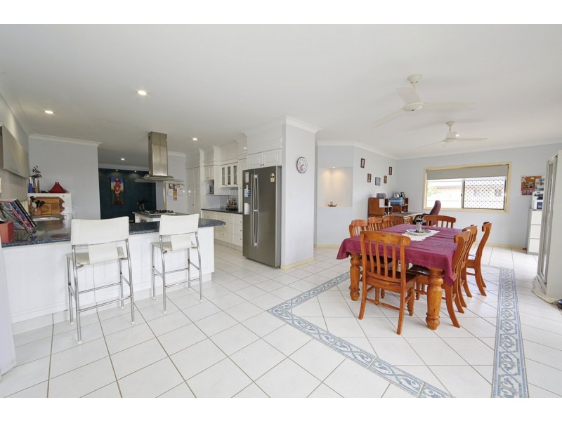 18 Clydesdale Avenue, Branyan QLD 4670