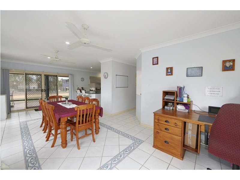 18 Clydesdale Avenue, Branyan QLD 4670
