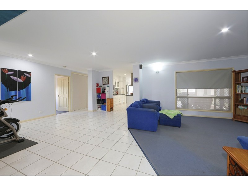 18 Clydesdale Avenue, Branyan QLD 4670