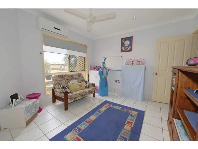 18 Clydesdale Avenue, Branyan QLD 4670