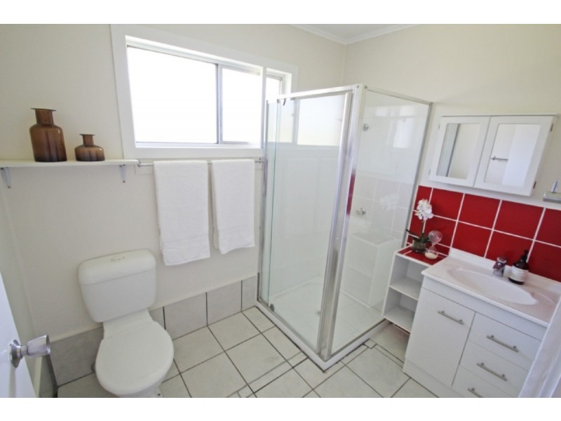 31 Mcveigh Street, Kepnock QLD 4670