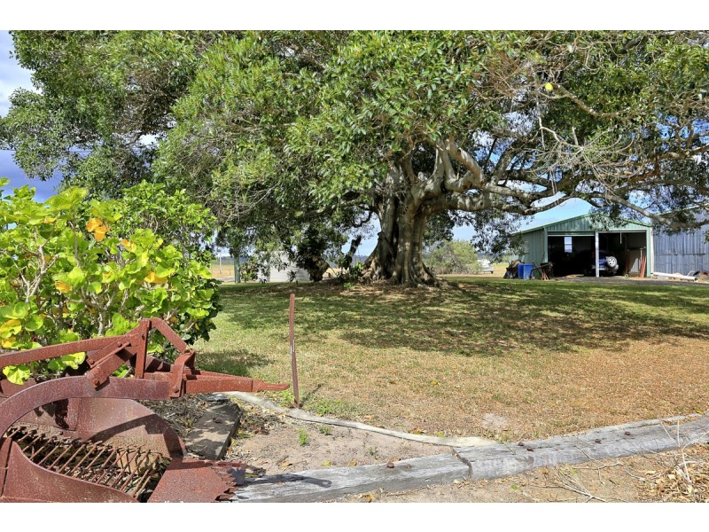 686 River Road, Bungadoo QLD 4671