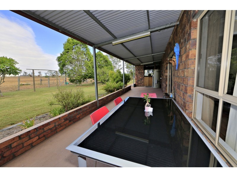 686 River Road, Bungadoo QLD 4671