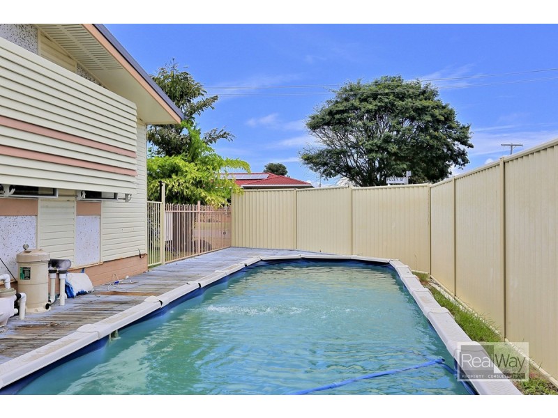 1 Pizzey Street, Kepnock QLD 4670