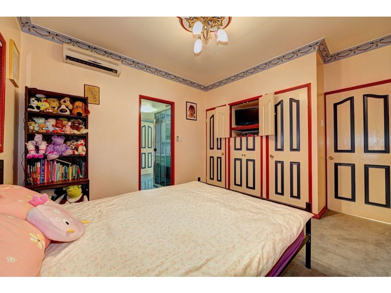 23 Hinkler Avenue, Bundaberg North QLD 4670