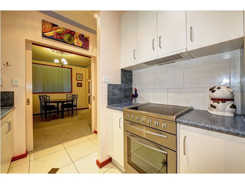 23 Hinkler Avenue, Bundaberg North QLD 4670