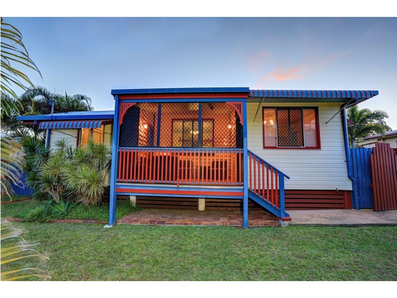 23 Hinkler Avenue, Bundaberg North QLD 4670
