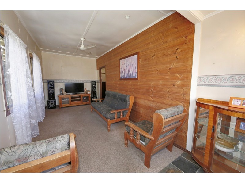 373 Bourbong Street, Millbank QLD 4670