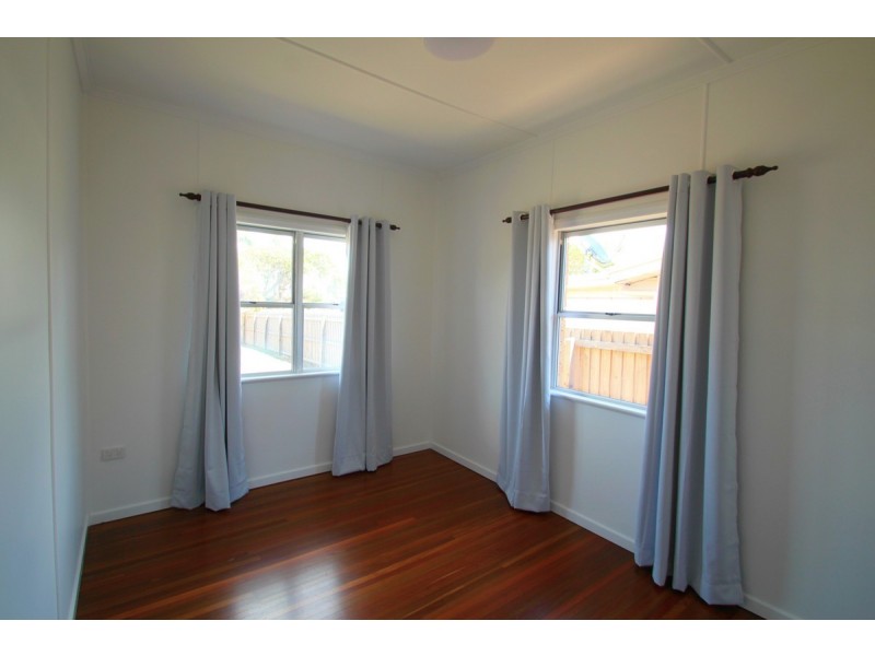 38 Bathurst Street, Elliott Heads QLD 4670