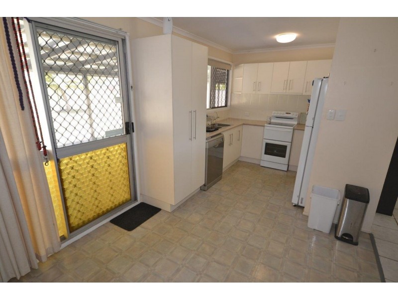 9 Phillips Street, Bundaberg North QLD 4670