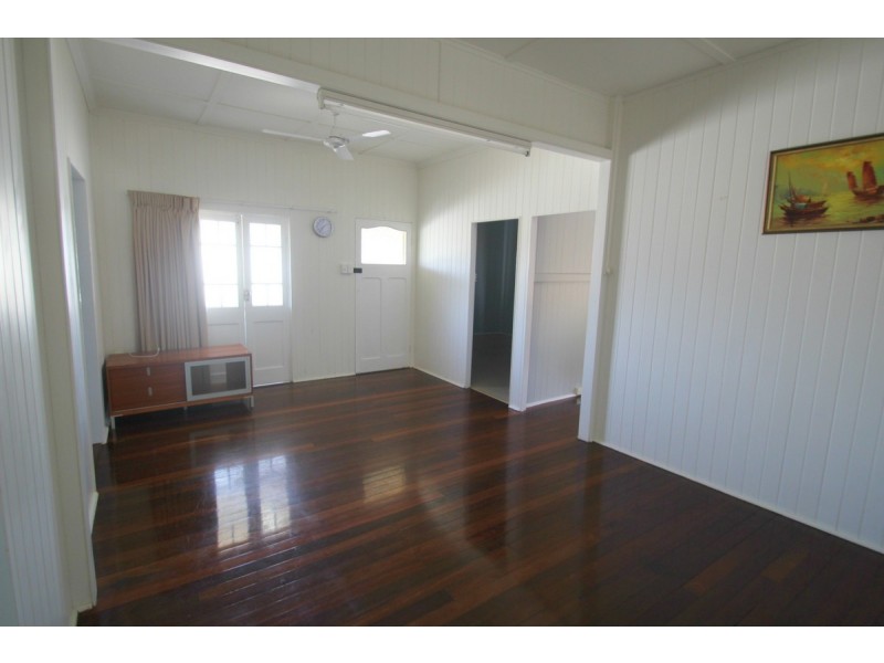 11 Steffensen Street, Svensson Heights QLD 4670