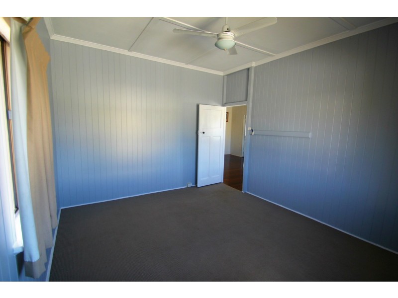 11 Steffensen Street, Svensson Heights QLD 4670