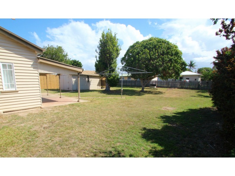 11 Steffensen Street, Svensson Heights QLD 4670