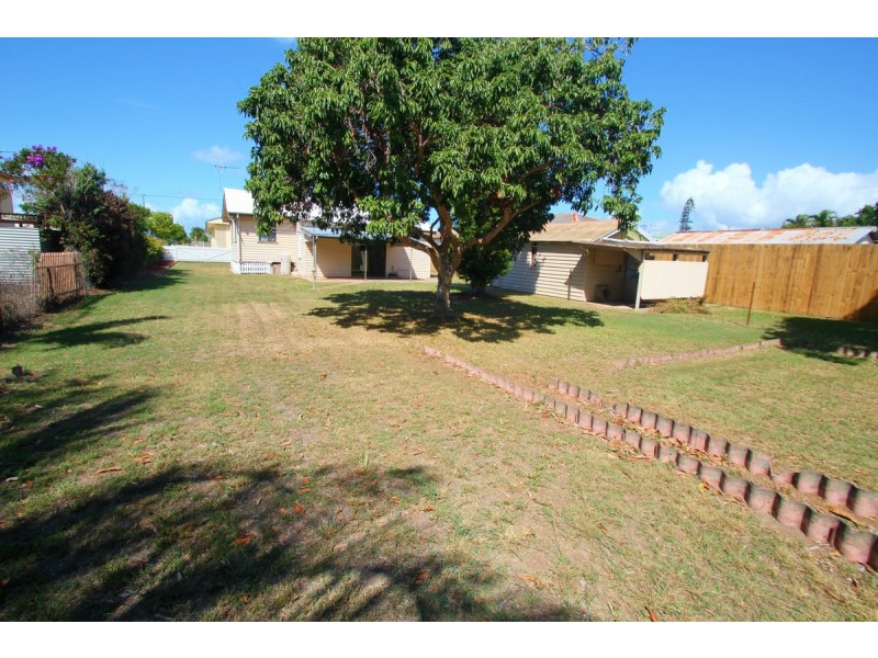 11 Steffensen Street, Svensson Heights QLD 4670