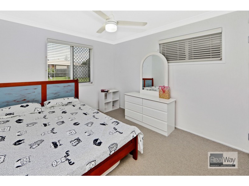 17 Welch Street, Elliott Heads QLD 4670