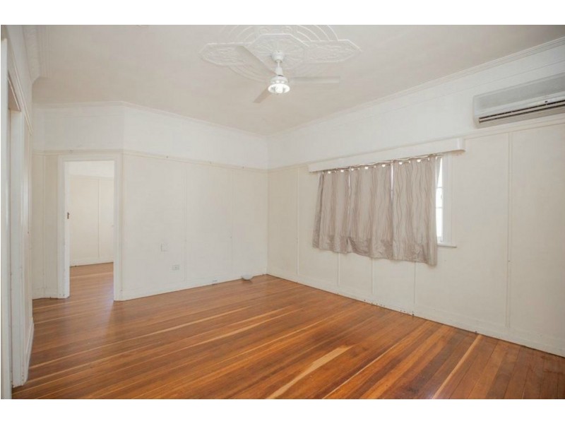 32 McCracken Street, Walkervale QLD 4670