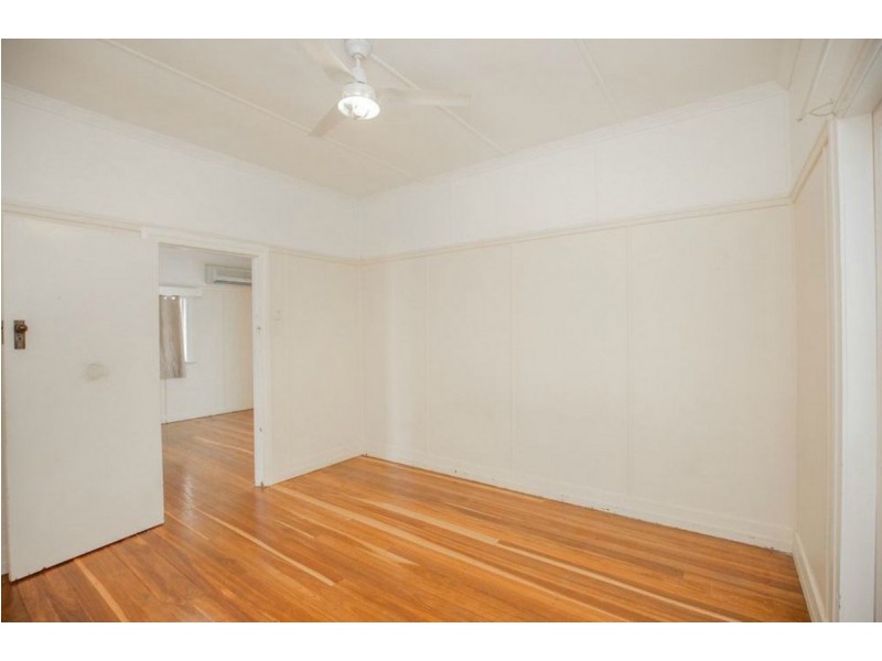 32 McCracken Street, Walkervale QLD 4670