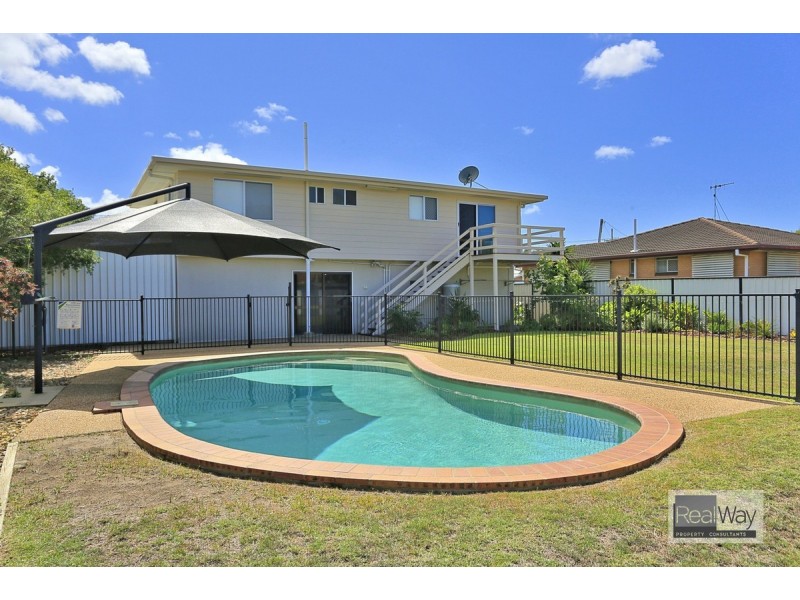 11 Sloane Street, Kalkie QLD 4670