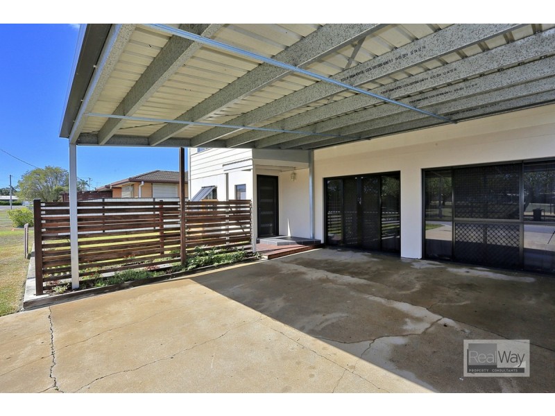 11 Sloane Street, Kalkie QLD 4670