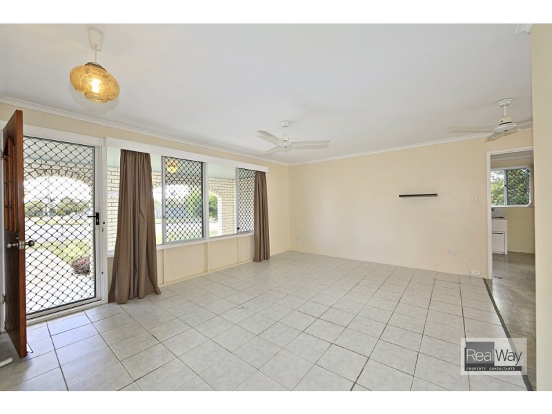 9 Phillips Street, Bundaberg North QLD 4670
