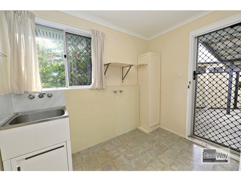 9 Phillips Street, Bundaberg North QLD 4670