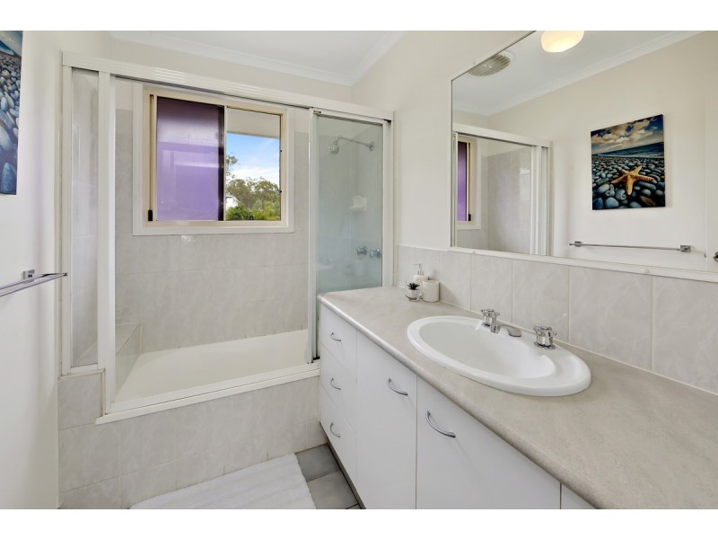 51 Commodore Drive, South Bingera QLD 4670