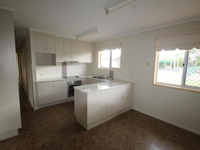 26 Lovejoy Street, Avenell Heights QLD 4670